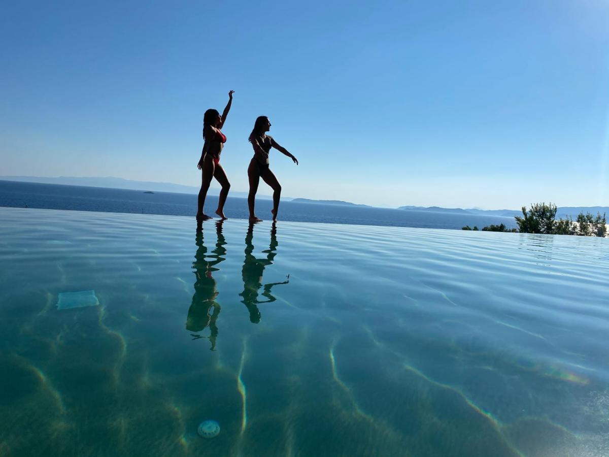Natura Luxury Boutique Hotel Skopelos Лутраки Экстерьер фото
