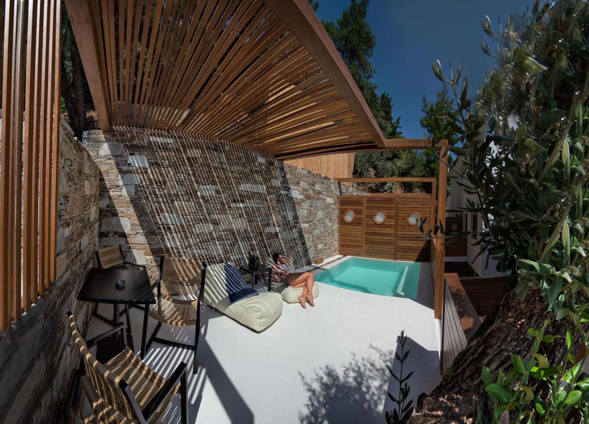Natura Luxury Boutique Hotel Skopelos Лутраки Экстерьер фото