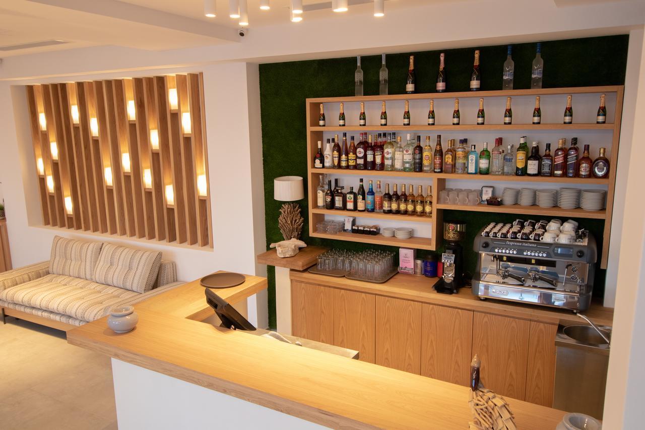 Natura Luxury Boutique Hotel Skopelos Лутраки Экстерьер фото