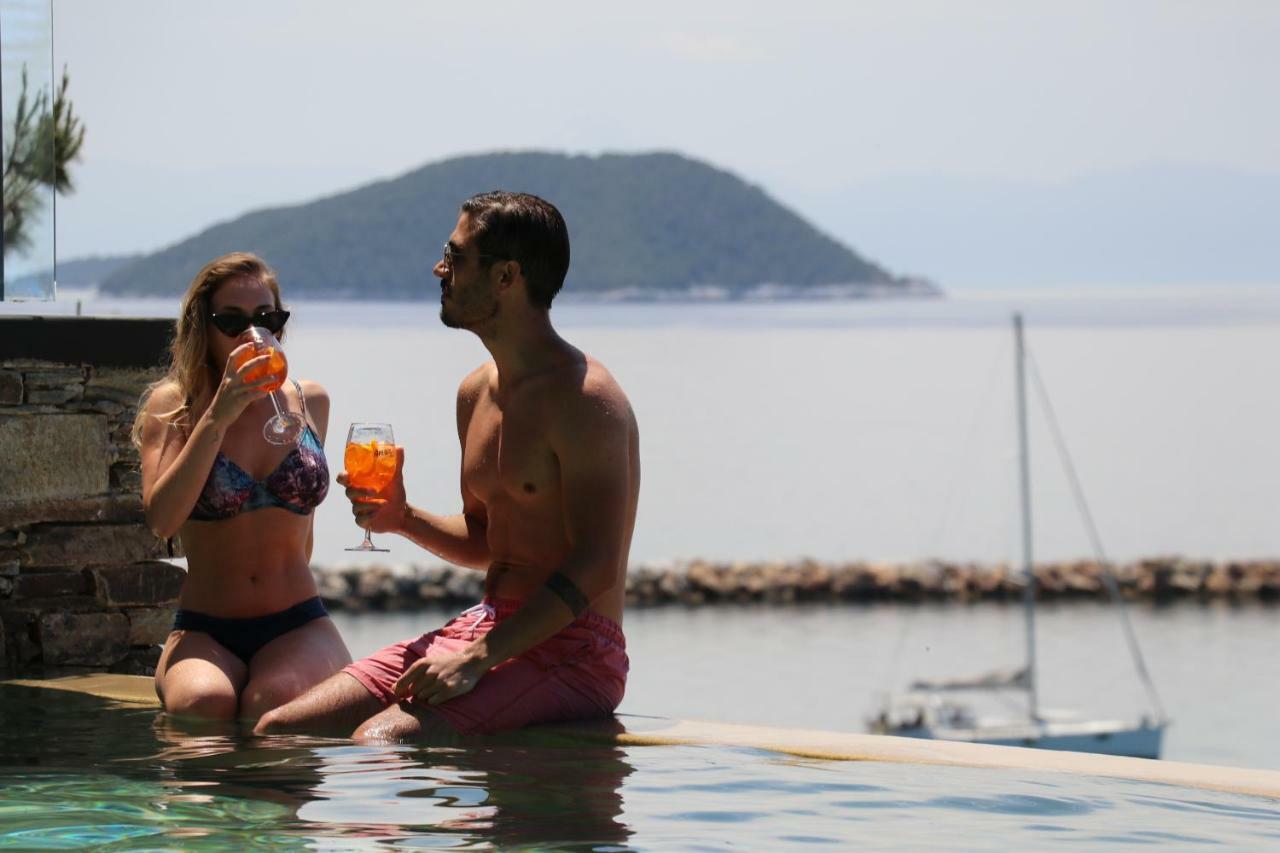 Natura Luxury Boutique Hotel Skopelos Лутраки Экстерьер фото