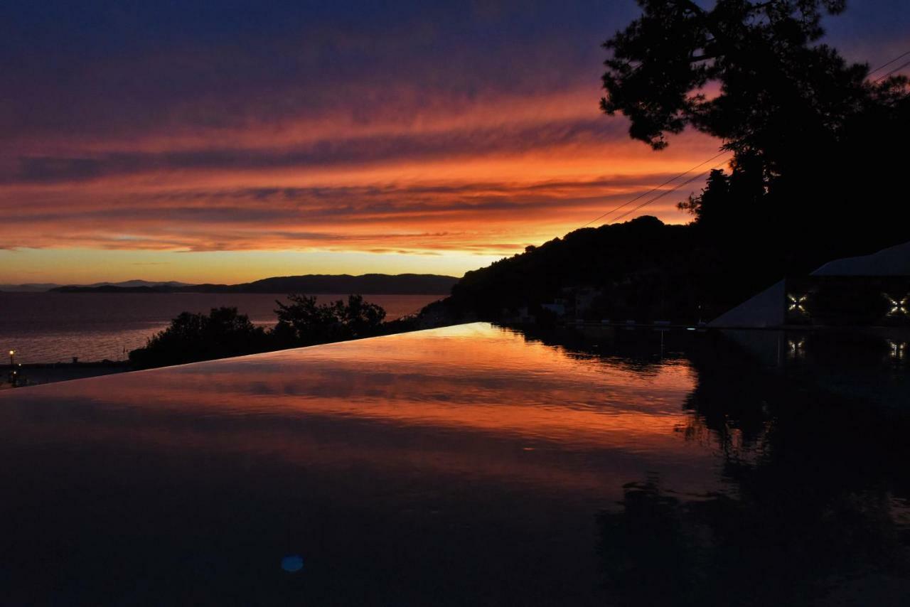 Natura Luxury Boutique Hotel Skopelos Лутраки Экстерьер фото