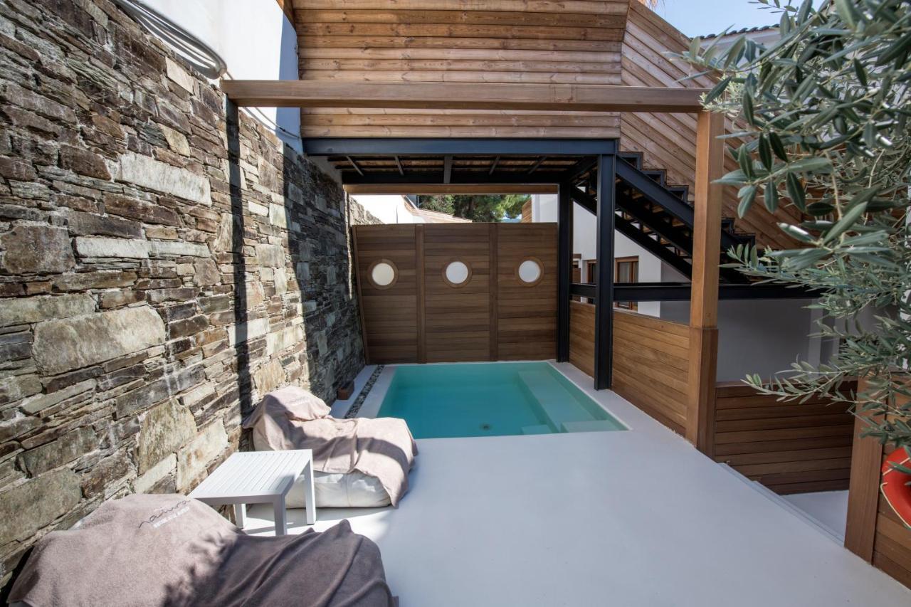 Natura Luxury Boutique Hotel Skopelos Лутраки Экстерьер фото